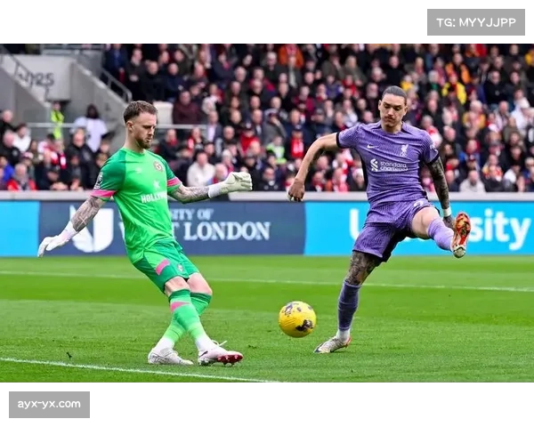 基思安德鲁斯应对密集防守 布伦特福德破大巴手段与节奏变化
